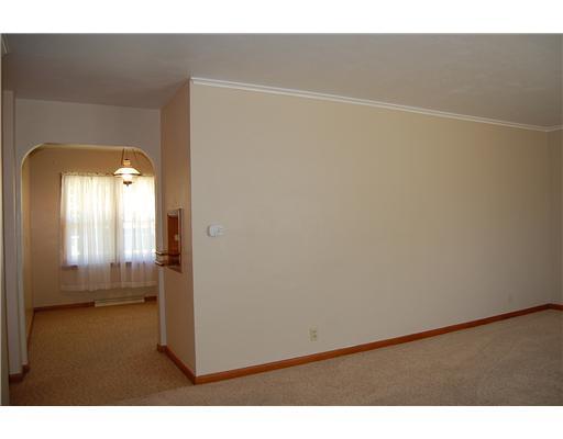 774 Gloucester Road Troy, OH 45373 - Photo 4 of 15 Gallery Image 4