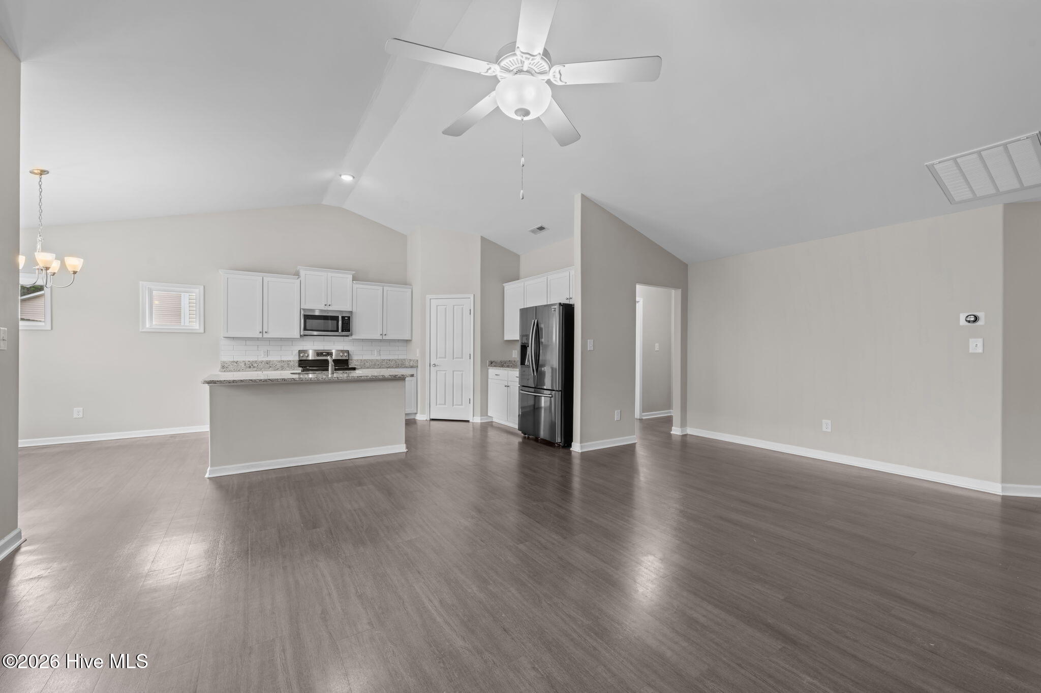 339 Station House Road New Bern, NC 28562 - Photo 7 of 33 32-web-or-mls-DSC_7429