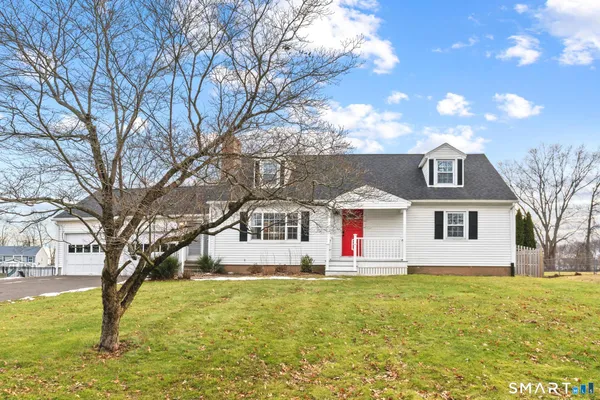 $425,000 | 937 Thrall Avenue, Suffield, CT 06078