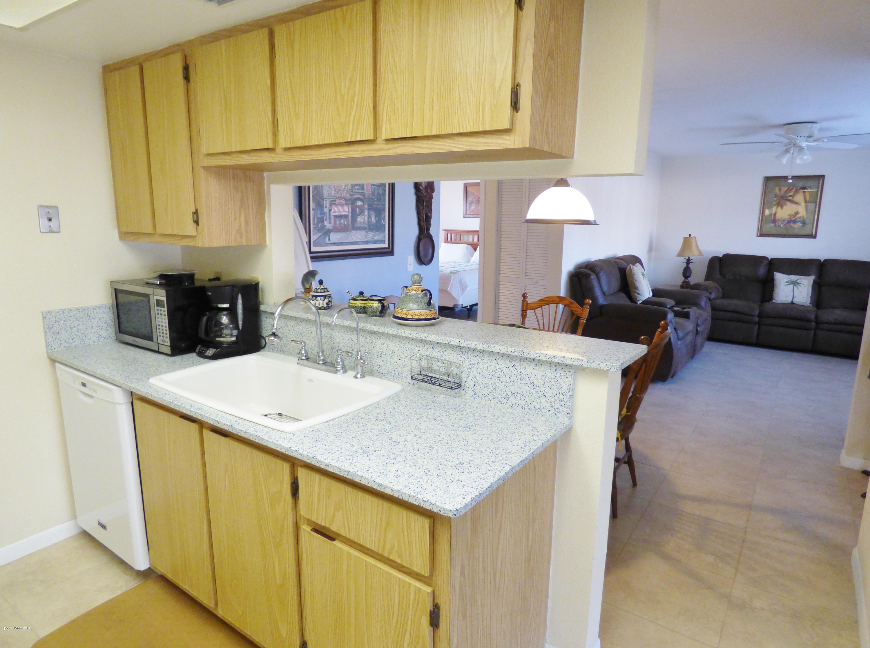 623 Ridge Club Drive, Unit 12 Melbourne, FL 32934 - Photo 22 of 24 623 Ridge Club 12 (26)