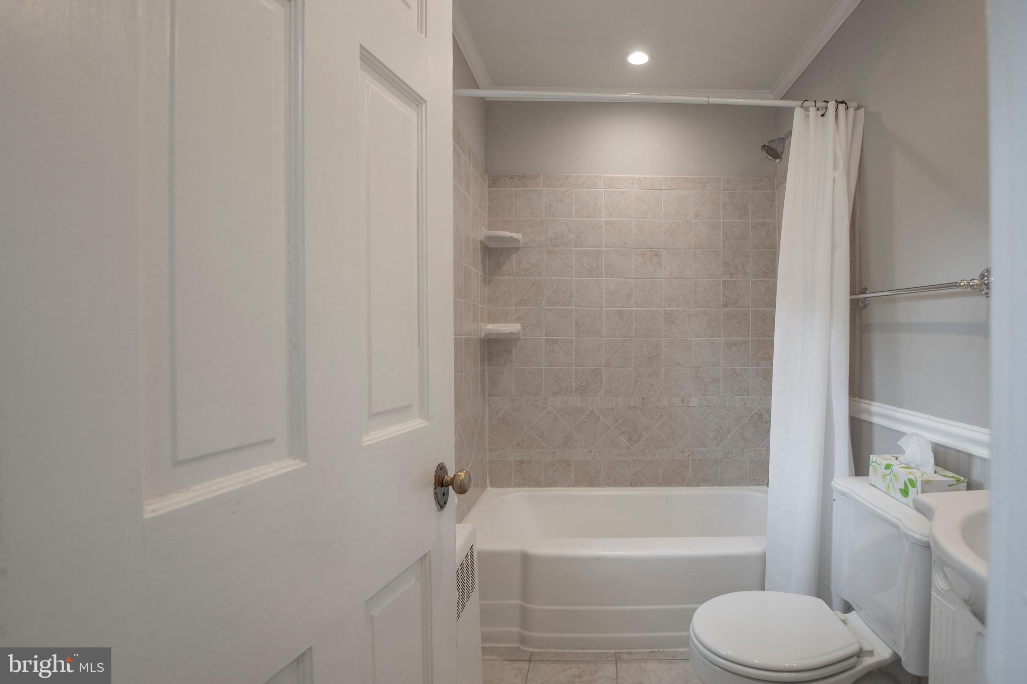 612 Kings Road Yardley, PA 19067 - Photo 31 of 52 Gallery Image 31