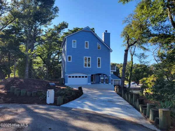 $2,800 | 202 Lagoon Court, Emerald Isle, NC 28594