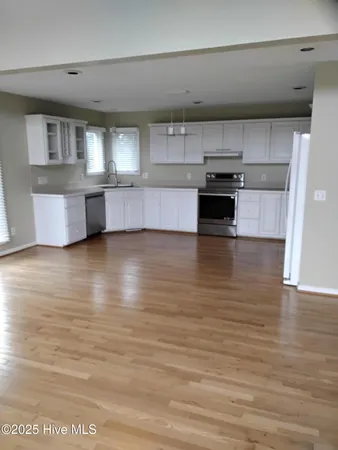 $2,800 | 202 Lagoon Court, Emerald Isle, NC 28594