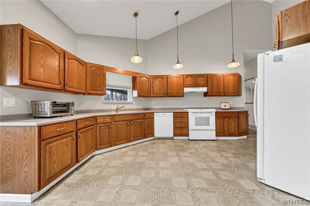 7237 Townline Road Pendleton, NY 14120 - Photo 11 of 50