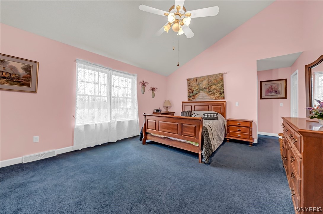 7237 Townline Road Pendleton, NY 14120 - Photo 35 of 50 primary suite