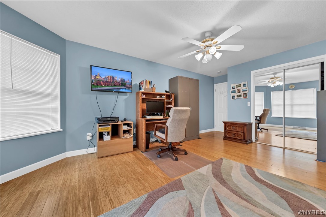 7237 Townline Road Pendleton, NY 14120 - Photo 40 of 50 bed 2