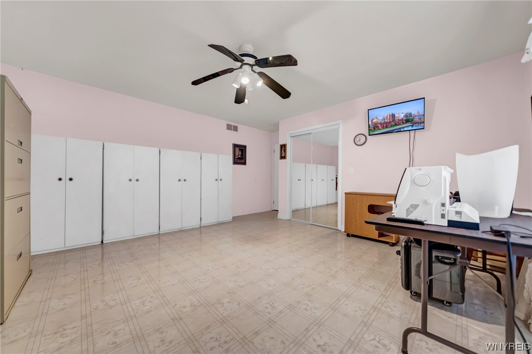 7237 Townline Road Pendleton, NY 14120 - Photo 46 of 50 bed 4