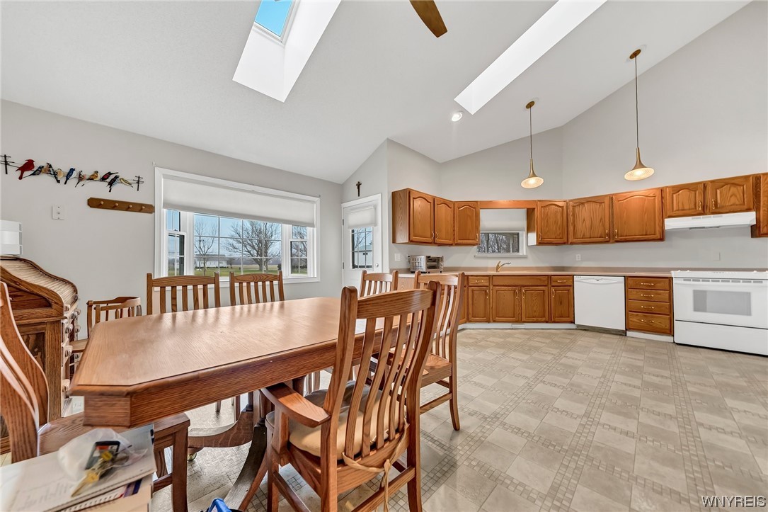 7237 Townline Road Pendleton, NY 14120 - Photo 7 of 50