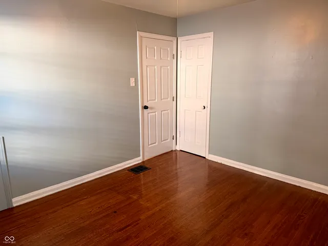 $1,800 | 1524 East 54th Street, Indianapolis, IN 46220