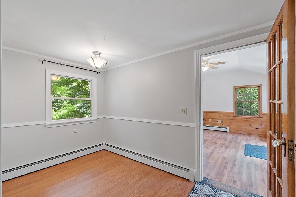 38 Mayflower Road Leicester, MA 01524 - Photo 12 of 31 Gallery Image 12