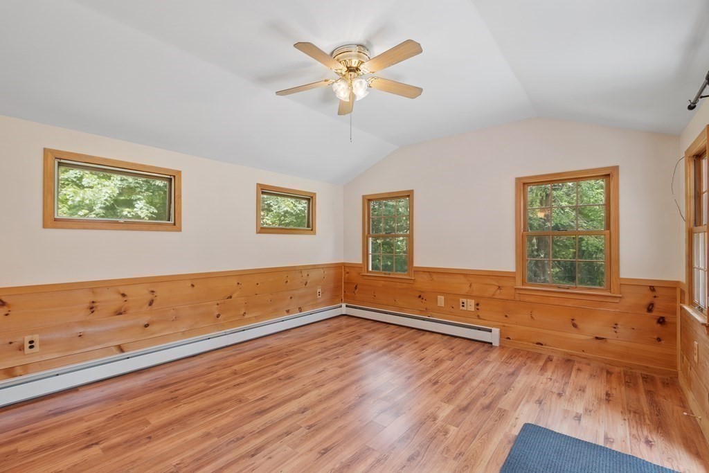 38 Mayflower Road Leicester, MA 01524 - Photo 20 of 31 Gallery Image 20