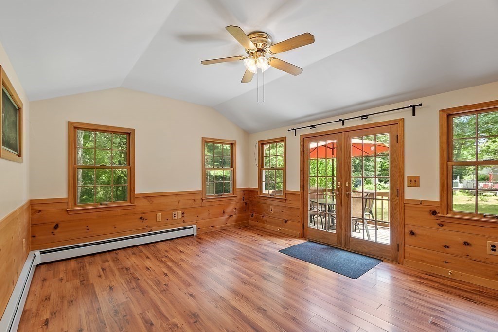 38 Mayflower Road Leicester, MA 01524 - Photo 22 of 31 Gallery Image 22