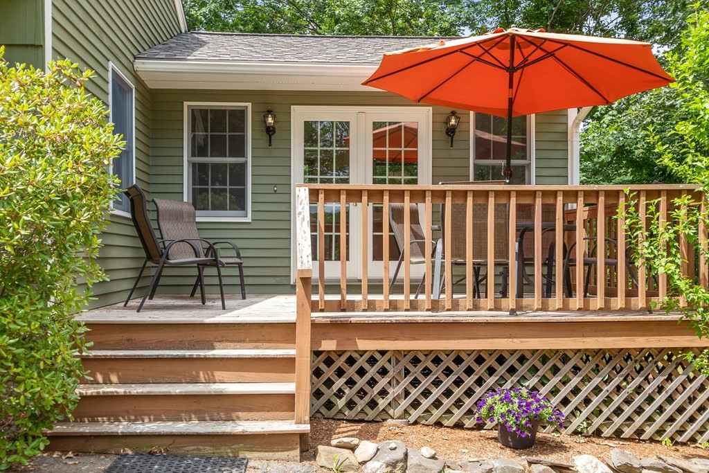 38 Mayflower Road Leicester, MA 01524 - Photo 26 of 31 Gallery Image 26