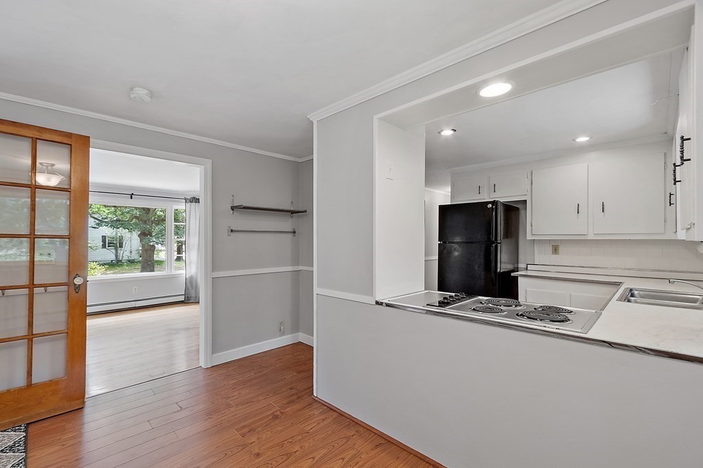 38 Mayflower Road Leicester, MA 01524 - Photo 10 of 31 Gallery Image 10