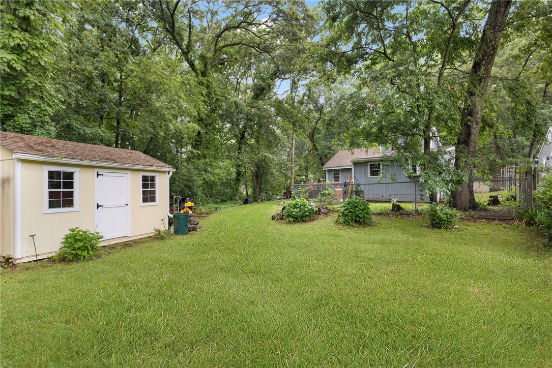 29 Weaver Road Johnston, RI 02919 - Photo 17 of 17