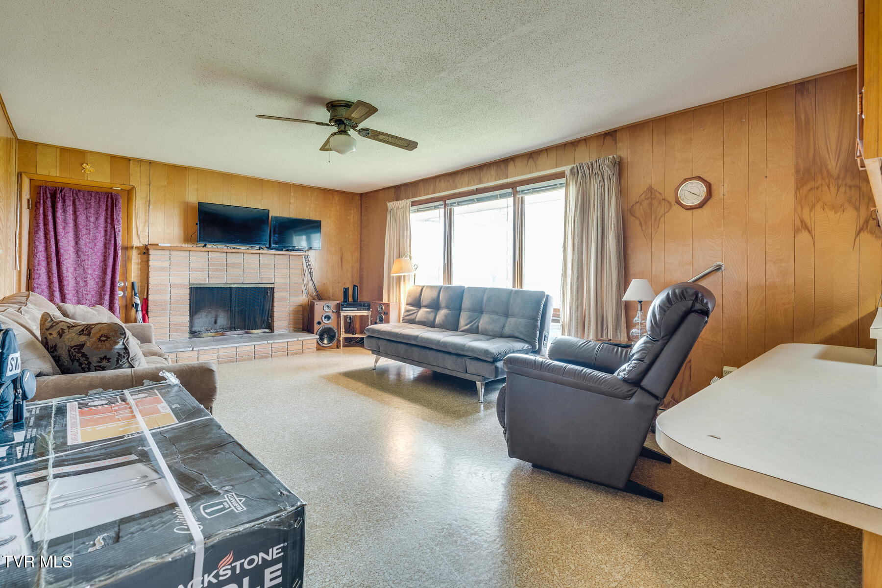 4501 Old Stage Road Kingsport, TN 37664 - Photo 12 of 35 012