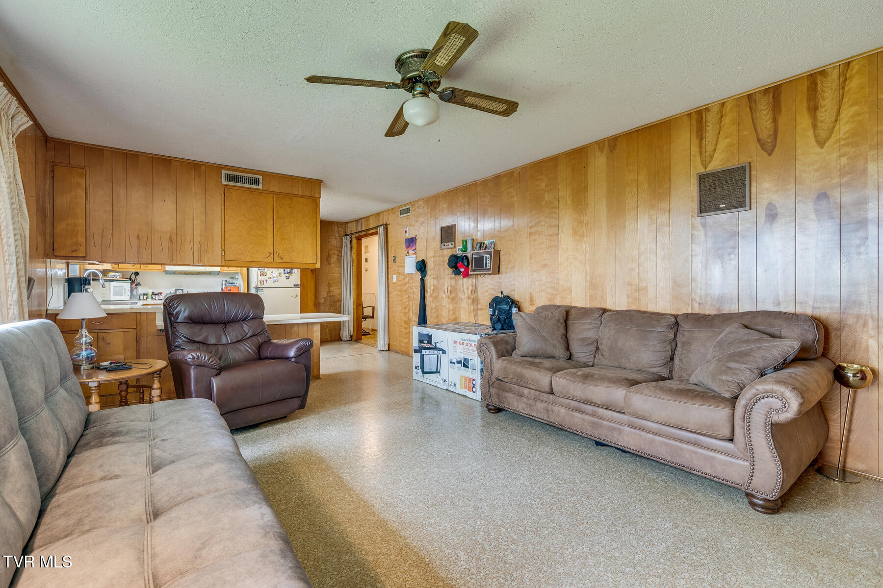 4501 Old Stage Road Kingsport, TN 37664 - Photo 14 of 35 014