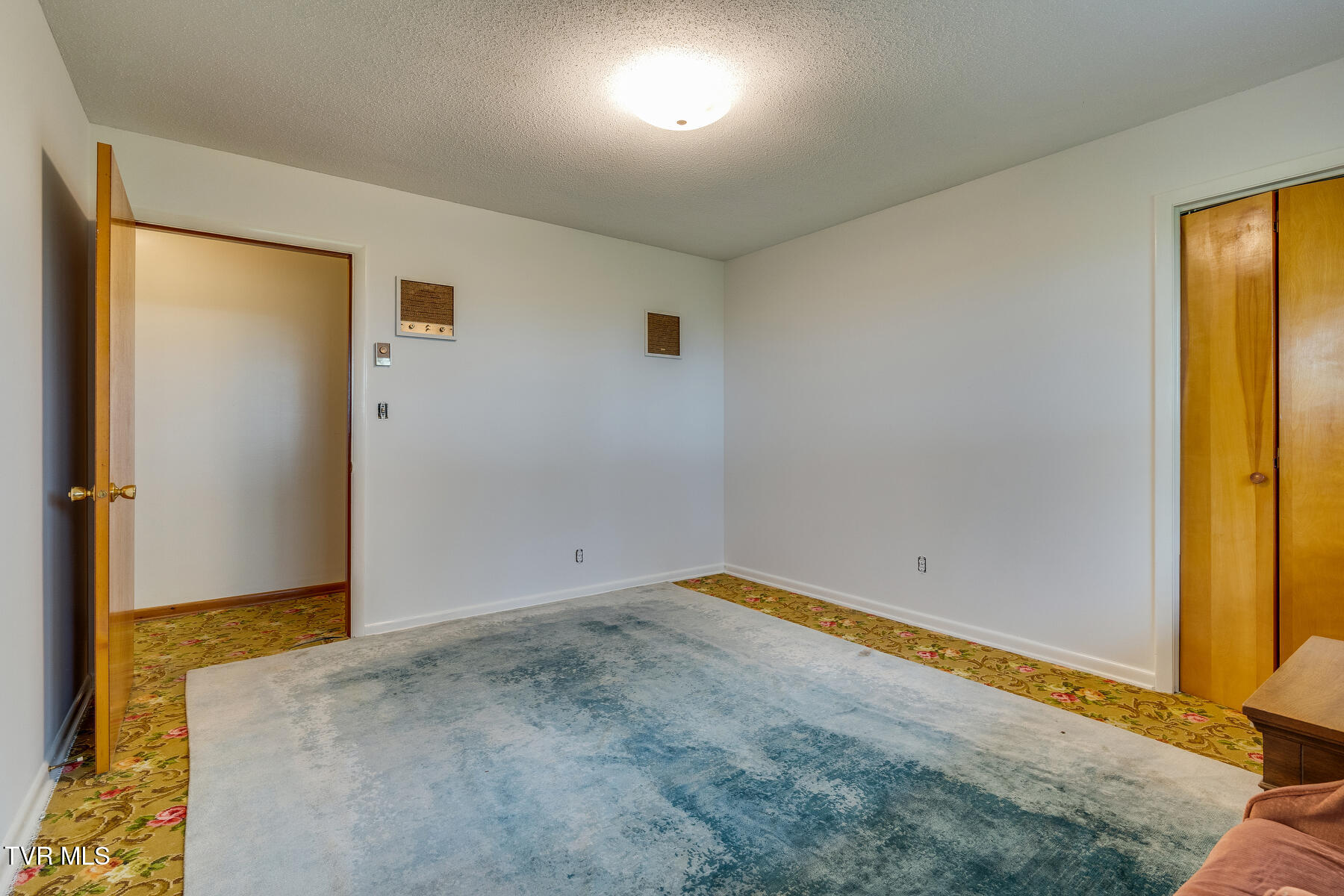 4501 Old Stage Road Kingsport, TN 37664 - Photo 19 of 35 019