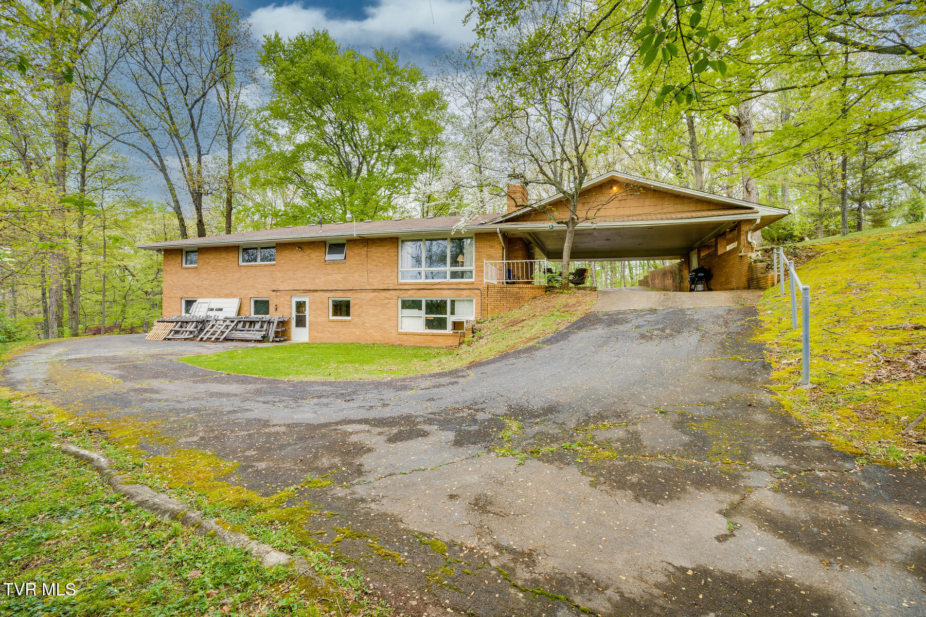 4501 Old Stage Road Kingsport, TN 37664 - Photo 33 of 35 033