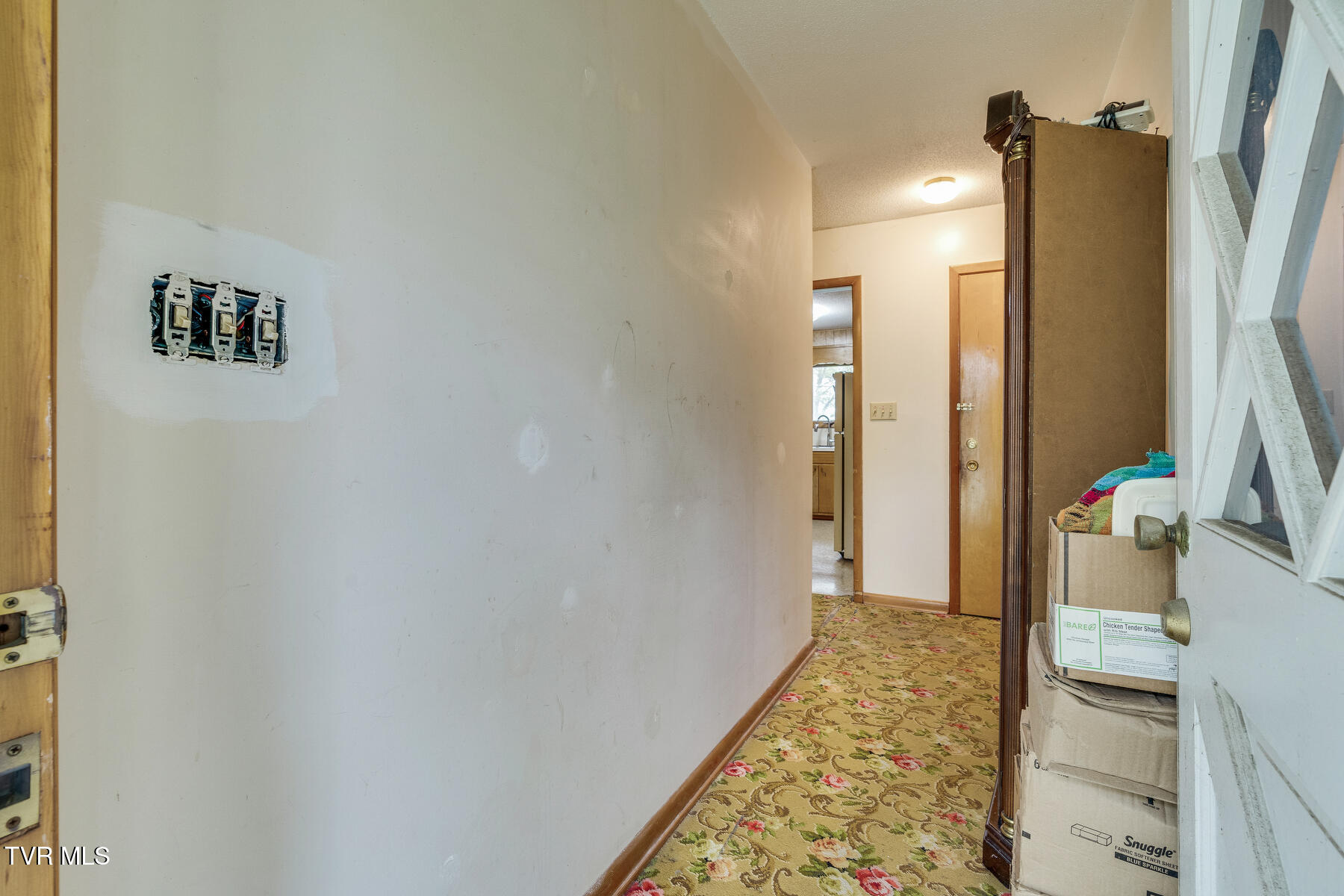 4501 Old Stage Road Kingsport, TN 37664 - Photo 5 of 35 005