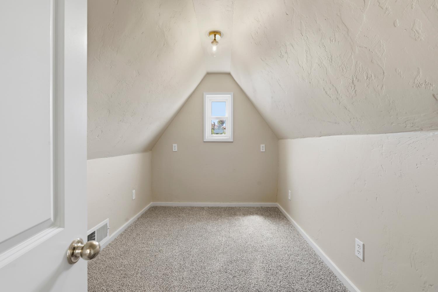 1015 College Avenue Modesto, CA 95350 - Photo 33 of 56
