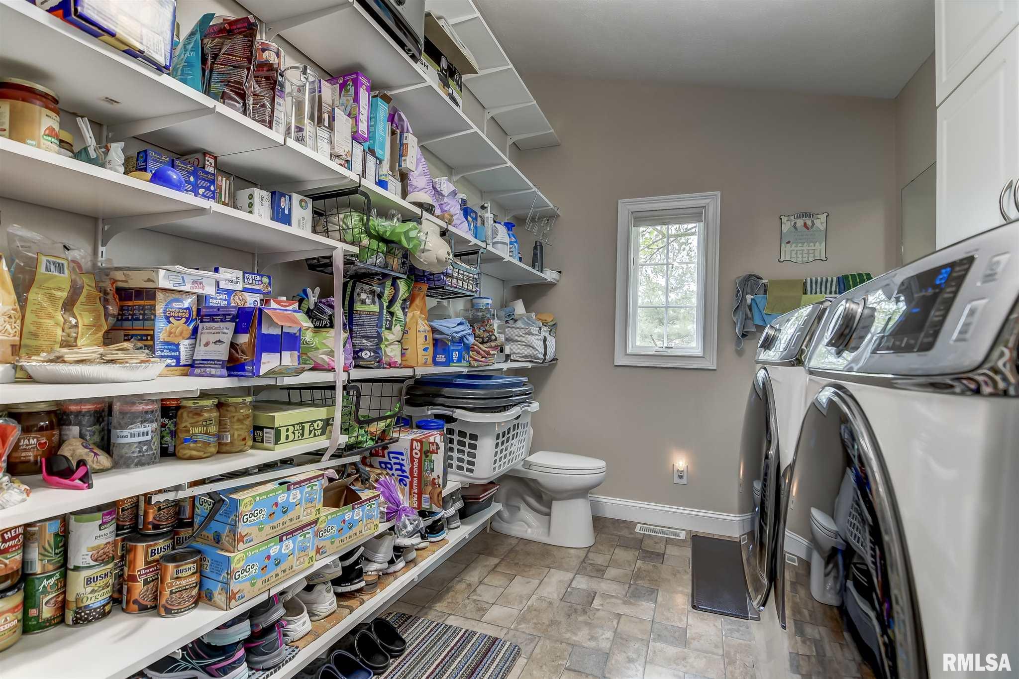 546 Jostes Road Rochester, IL 62563 - Photo 17 of 50