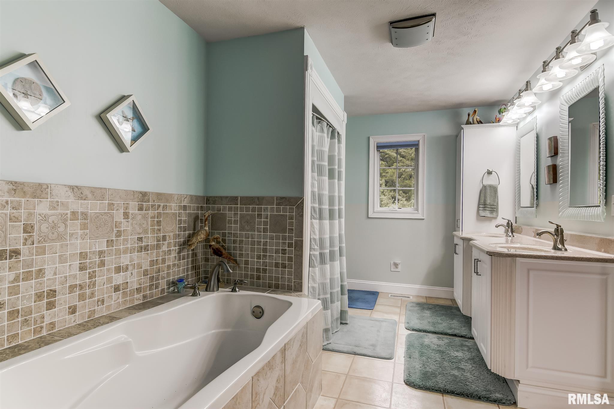 546 Jostes Road Rochester, IL 62563 - Photo 26 of 50