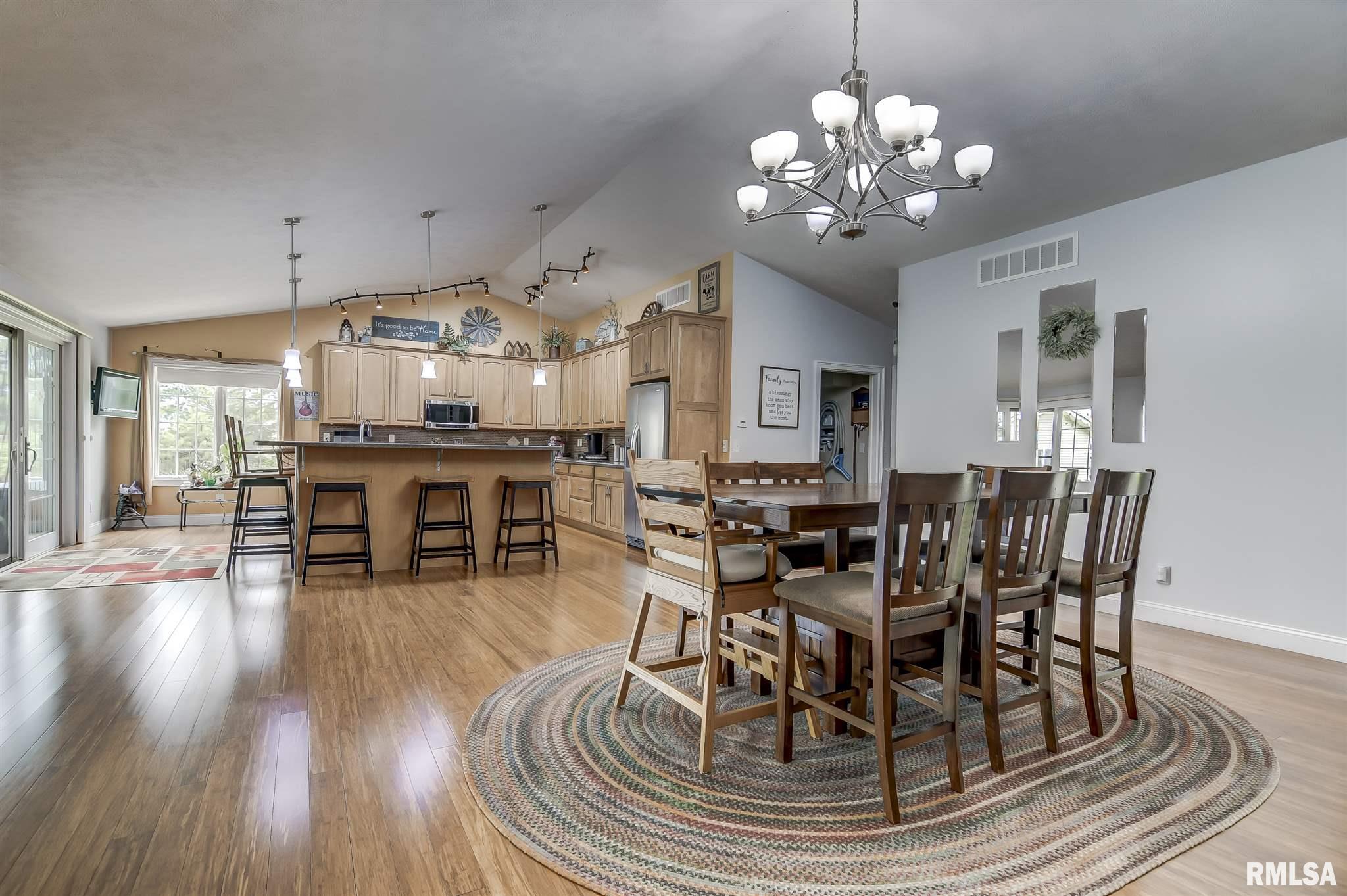 546 Jostes Road Rochester, IL 62563 - Photo 9 of 50