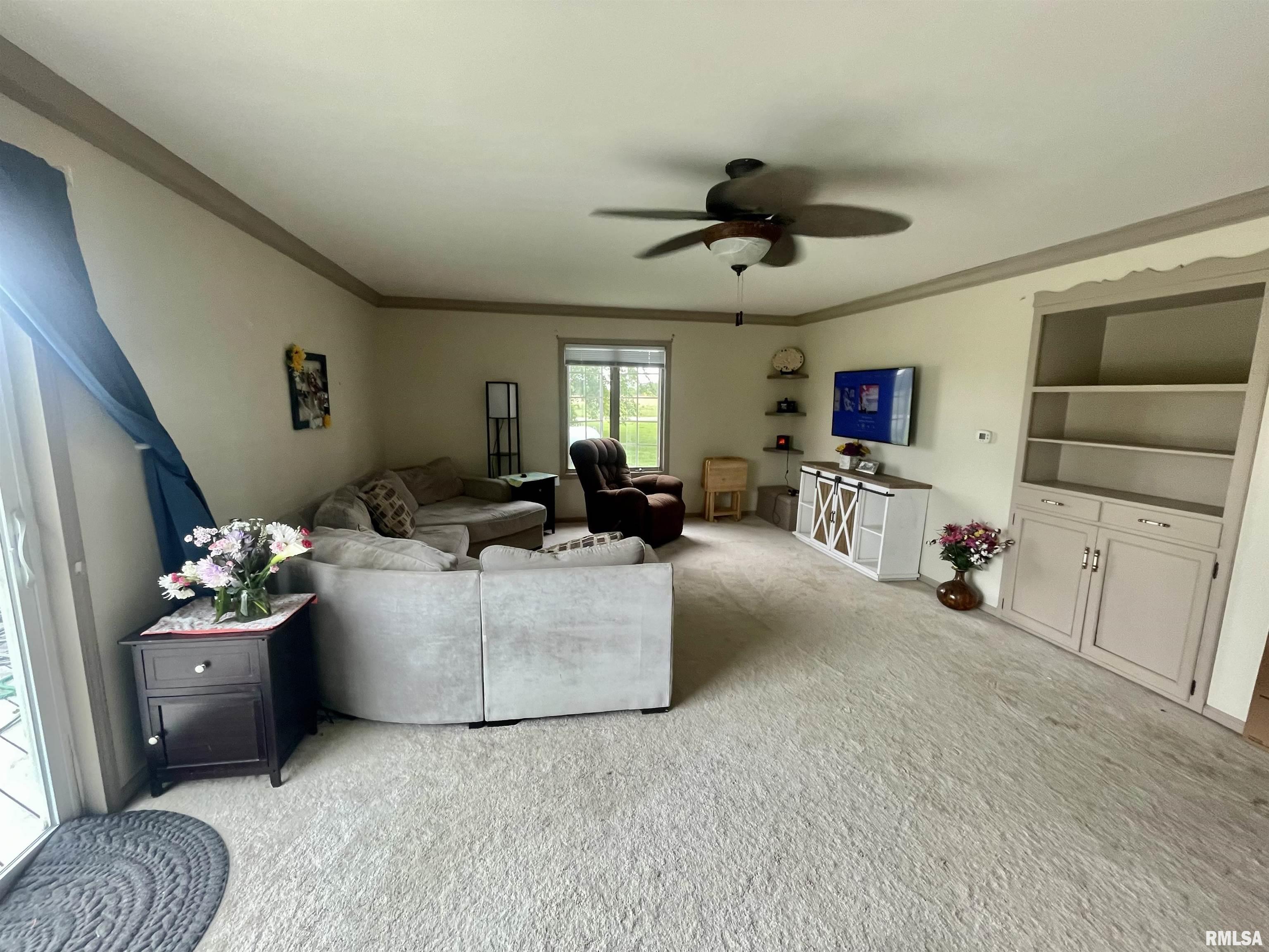 17633 Red Shale Hill Road Pekin, IL 61554 - Photo 14 of 30