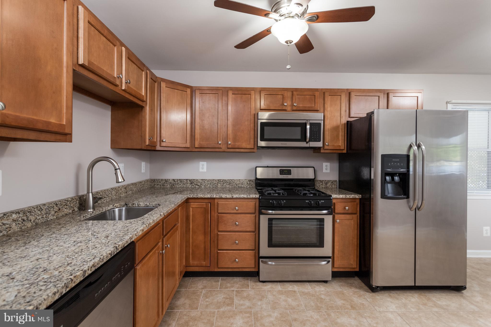 1918 Juniper Road Edgewood, MD 21040 - Photo 4 of 18 Kitchen w/Granite Counters and SS Appliances