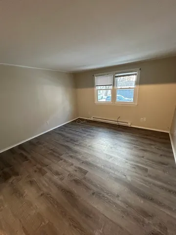 $1,600 | 148 Charlton Street, Unit B, Southbridge, MA 01550