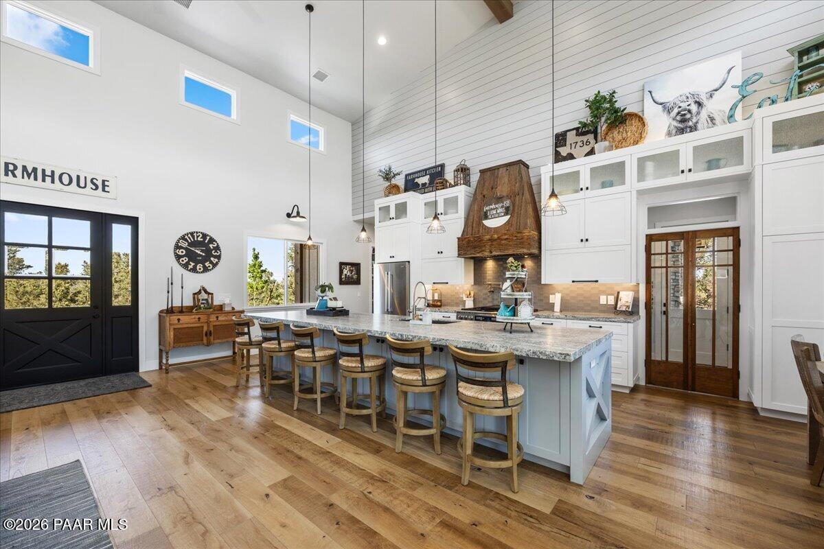 10255 North Chaos Ranch Road Prescott, AZ 86305 - Photo 11 of 97 041-Kitchen