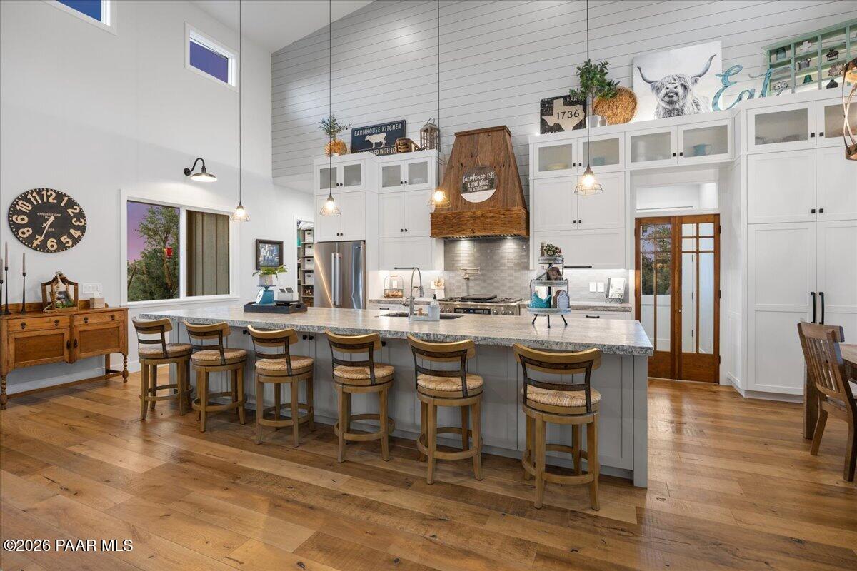 10255 North Chaos Ranch Road Prescott, AZ 86305 - Photo 2 of 97 028-Kitchen