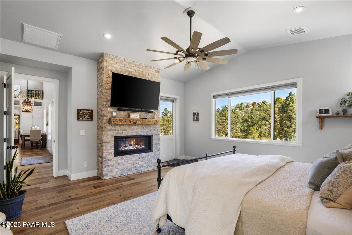 10255 North Chaos Ranch Road Prescott, AZ 86305 - Photo 33 of 97 053-Master Suite