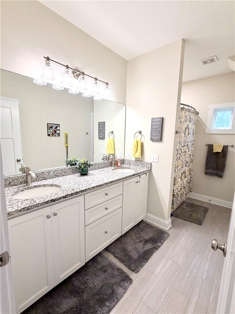 106 Crown Circle Brunswick, GA 31525 - Photo 10 of 25