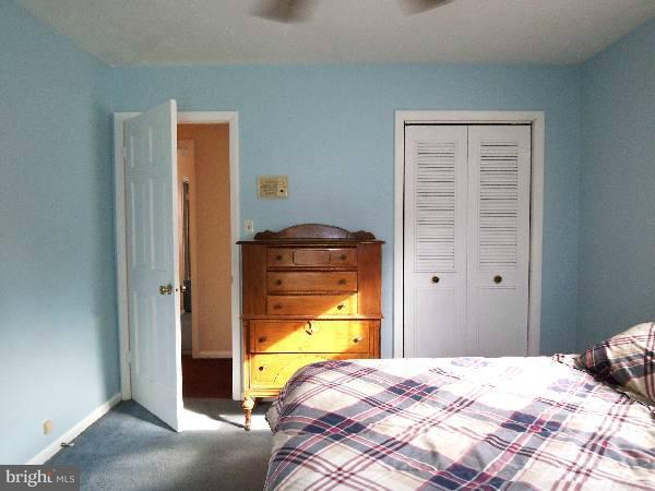 12 Gloucester Road Front Royal, VA 22630 - Photo 15 of 27 Bedroom