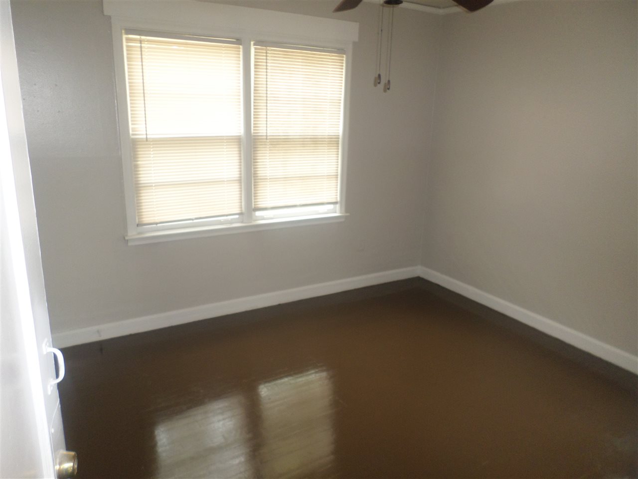 1670 Villa Road Memphis, TN 38108 - Photo 7 of 8 Gallery Image 7
