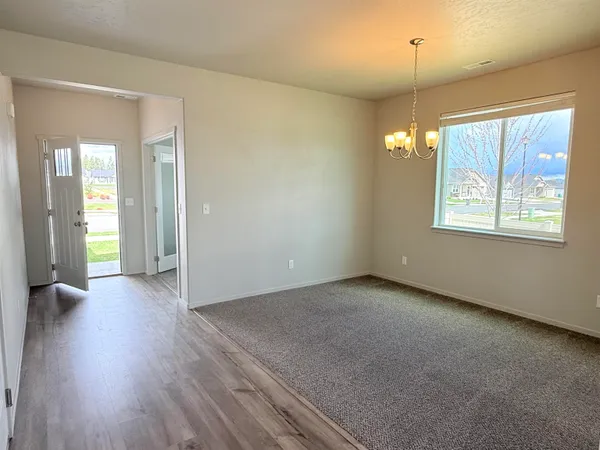 $459,900 | 1734 East C Street, Deer Park, WA 99006