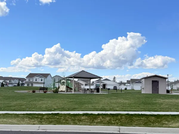 $459,900 | 1734 East C Street, Deer Park, WA 99006