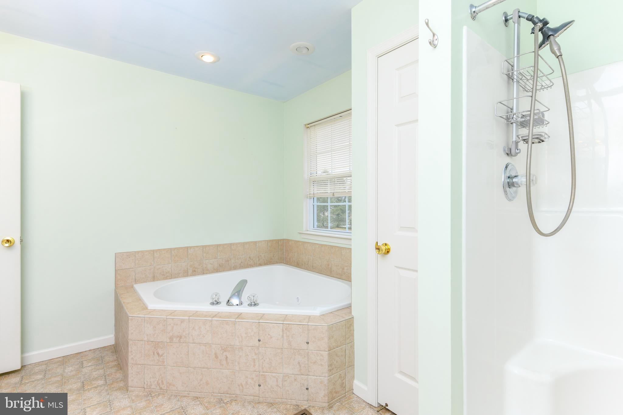 230 North Sandy Lane Reading, PA 19608 - Photo 26 of 38
