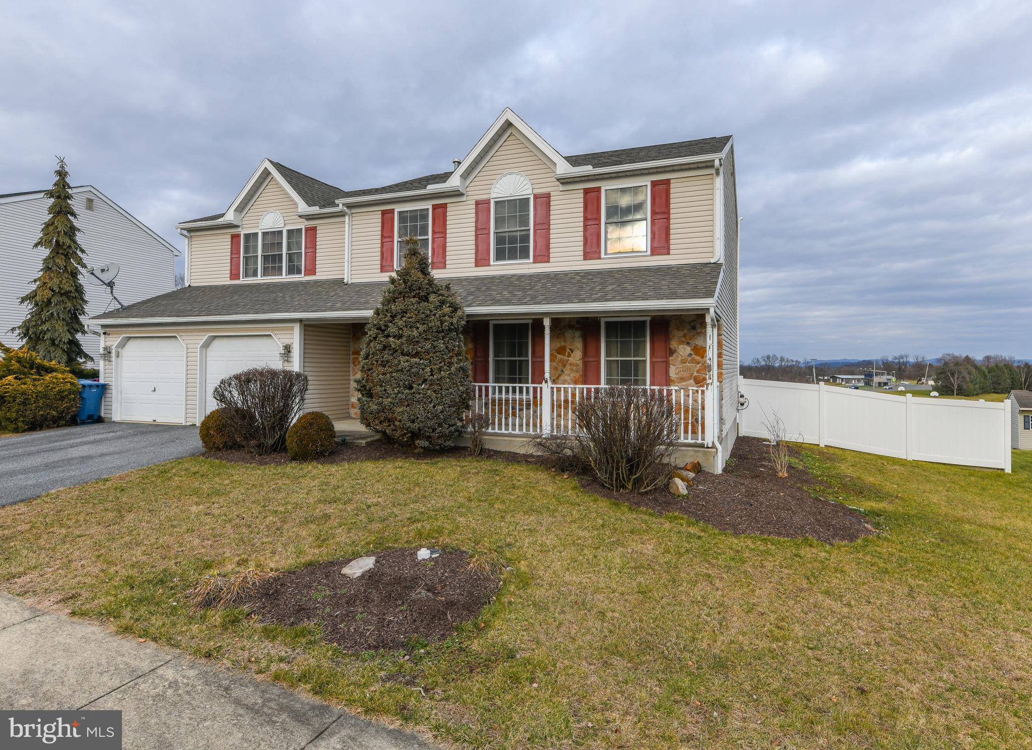 230 North Sandy Lane Reading, PA 19608 - Photo 3 of 38