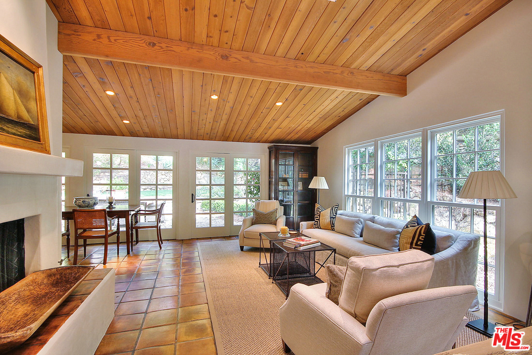 853-853 Jimeno Road Santa Barbara, CA 93103 - Photo 3 of 19 Gallery Image 3