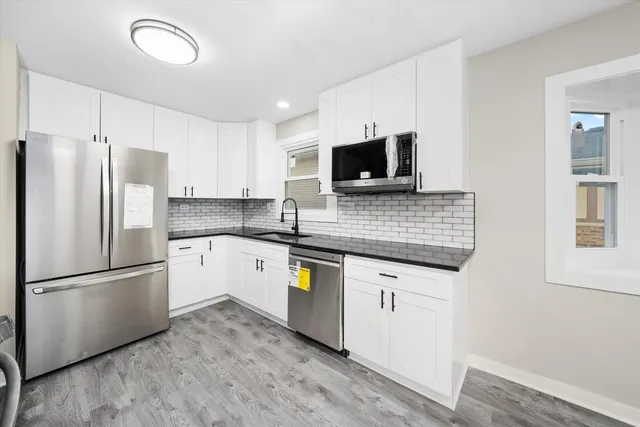 $430,000 | 8938 West 85th Place, Justice, IL 60458