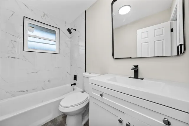 $430,000 | 8938 West 85th Place, Justice, IL 60458