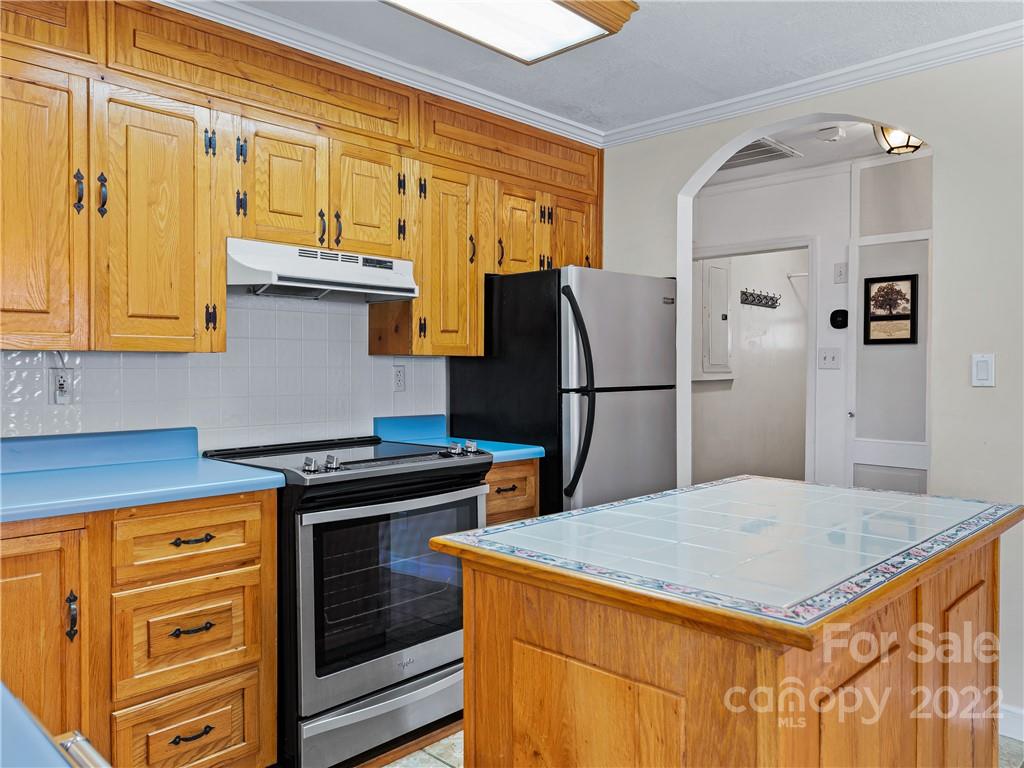 126 Sams Branch Road Candler, NC 28715 - Photo 17 of 31 Gallery Image 17