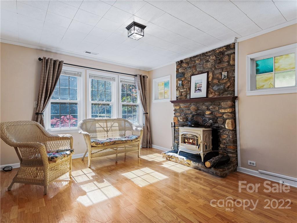 126 Sams Branch Road Candler, NC 28715 - Photo 7 of 31 Gallery Image 7