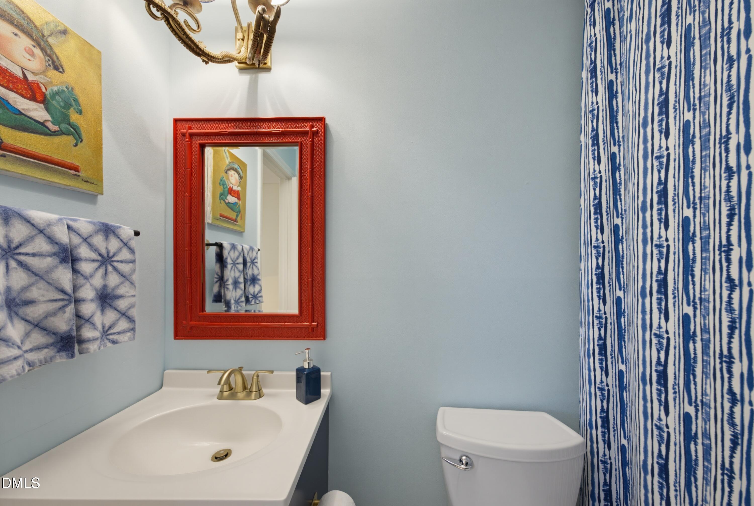 126 Wythe Circle Raleigh, NC 27615 - Photo 27 of 44 2nd Bathroom2