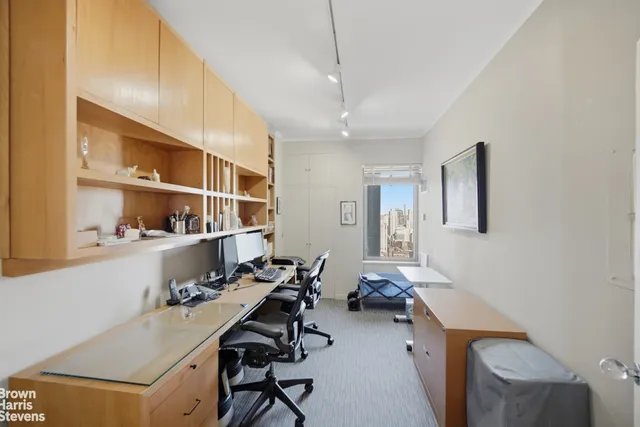 $3,450,000 | 425 East 58th Street, Unit 33D | Sutton Place