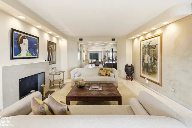 $3,450,000 | 425 East 58th Street, Unit 33D | Sutton Place