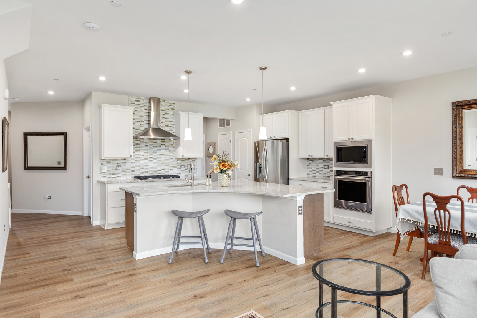 1259 Josiah Road Naperville, IL 60563 - Photo 2 of 36 Gallery Image 2